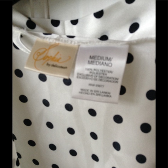 Sophia Polka dot Robe - Picture 5 of 6